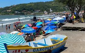 Praia Central De Garopaba-Sc